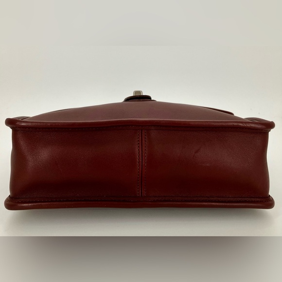 Vintage COACH Burgundy #9927 Willis Leather Bag - Picture 9 of 16
